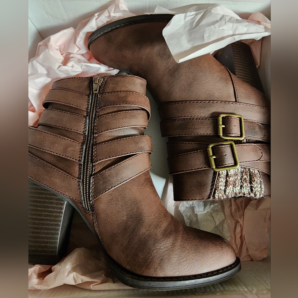 Riley booties